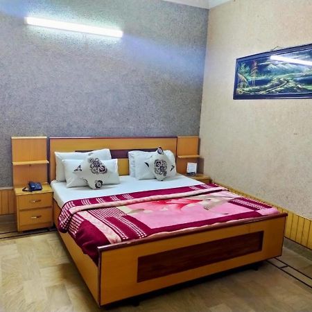 Karachi Motel 외부 사진