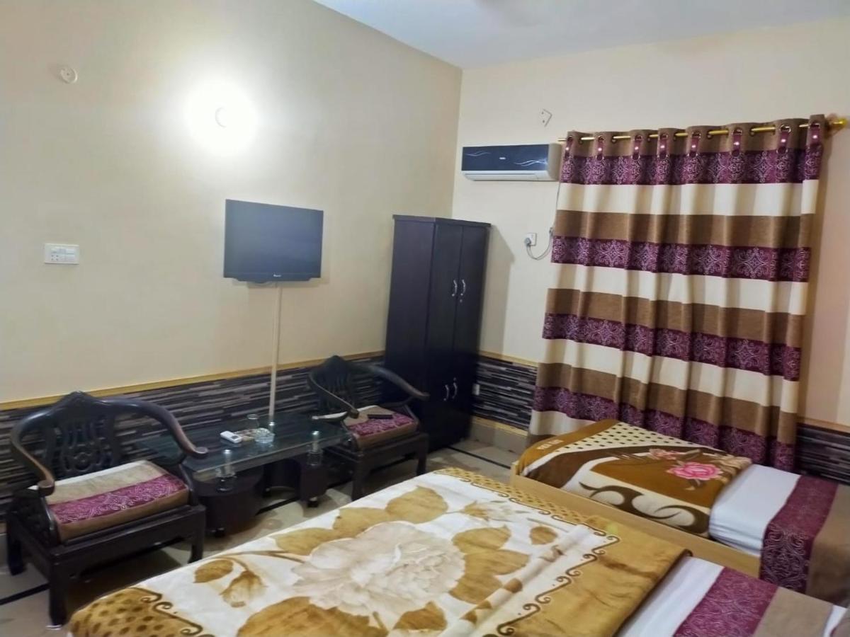Karachi Motel 외부 사진